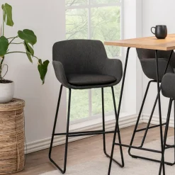 Barkruk Svend met armleuning (zithoogte 76cm)