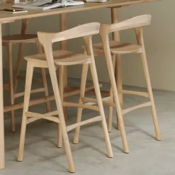 Barstoel Bok Gevernist Eikenhout, kleur Naturel (zithoogte 78cm)