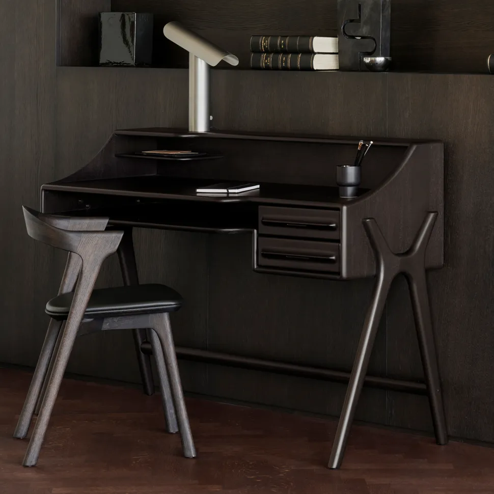 Bureau Flow Gevernist Mahoniehout, 140 x 55cm, kleur Rose Brown