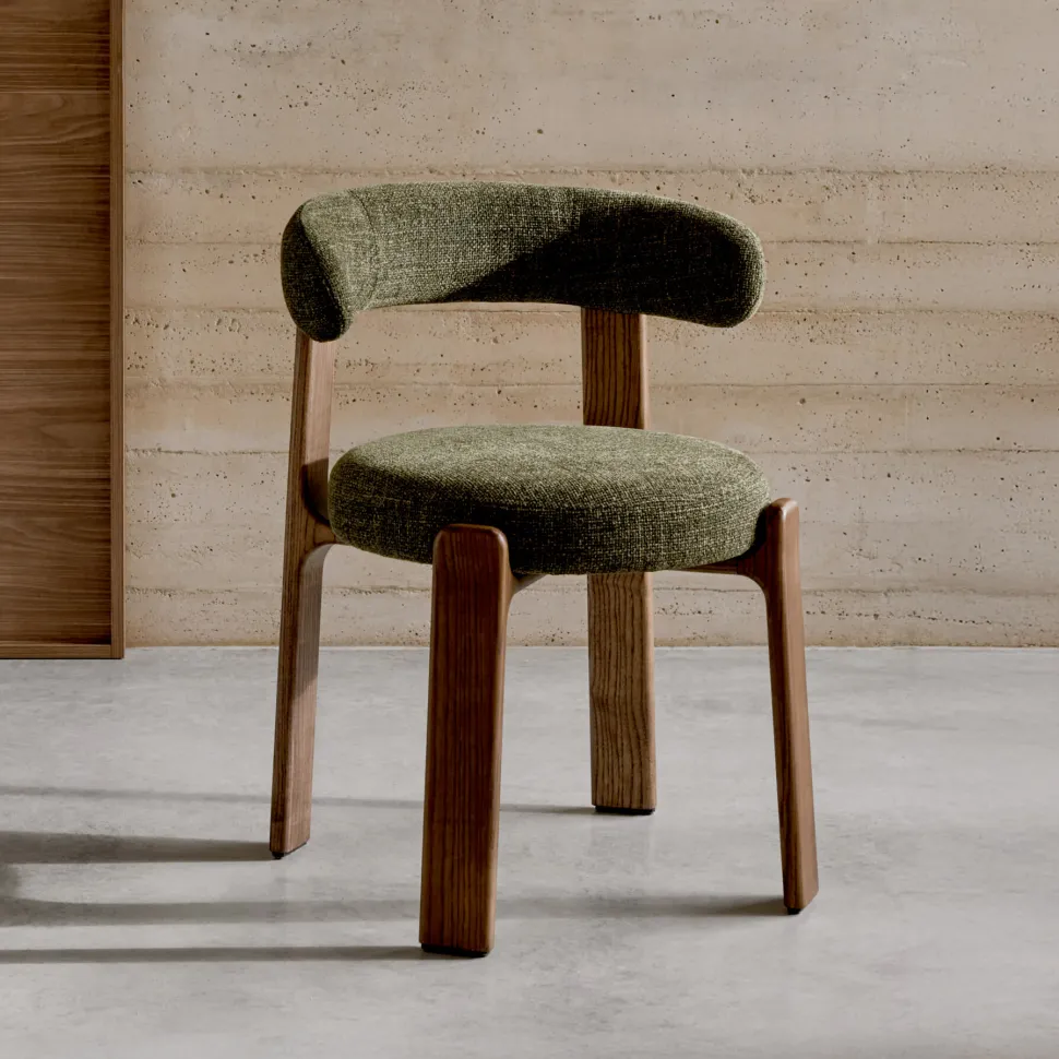 Eetkamerstoel Granite Chenille en noten essenhout