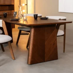 Eettafel Jule Walnoot Eiken