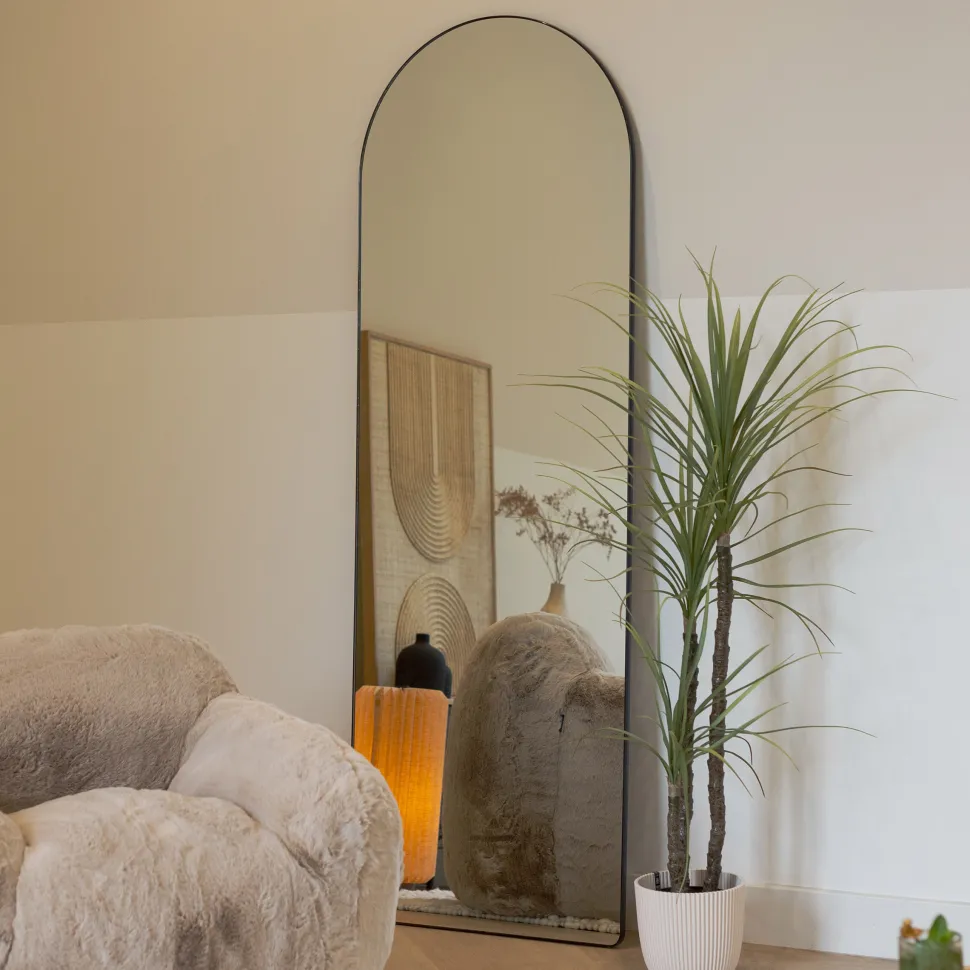 Gebogen Spiegel Cheryll 193 x 66cm, kleur Zwart