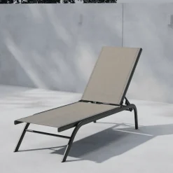 Ligbed Shalanda kleur Beige