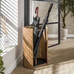 Paraplubak Sharmila Mangohout