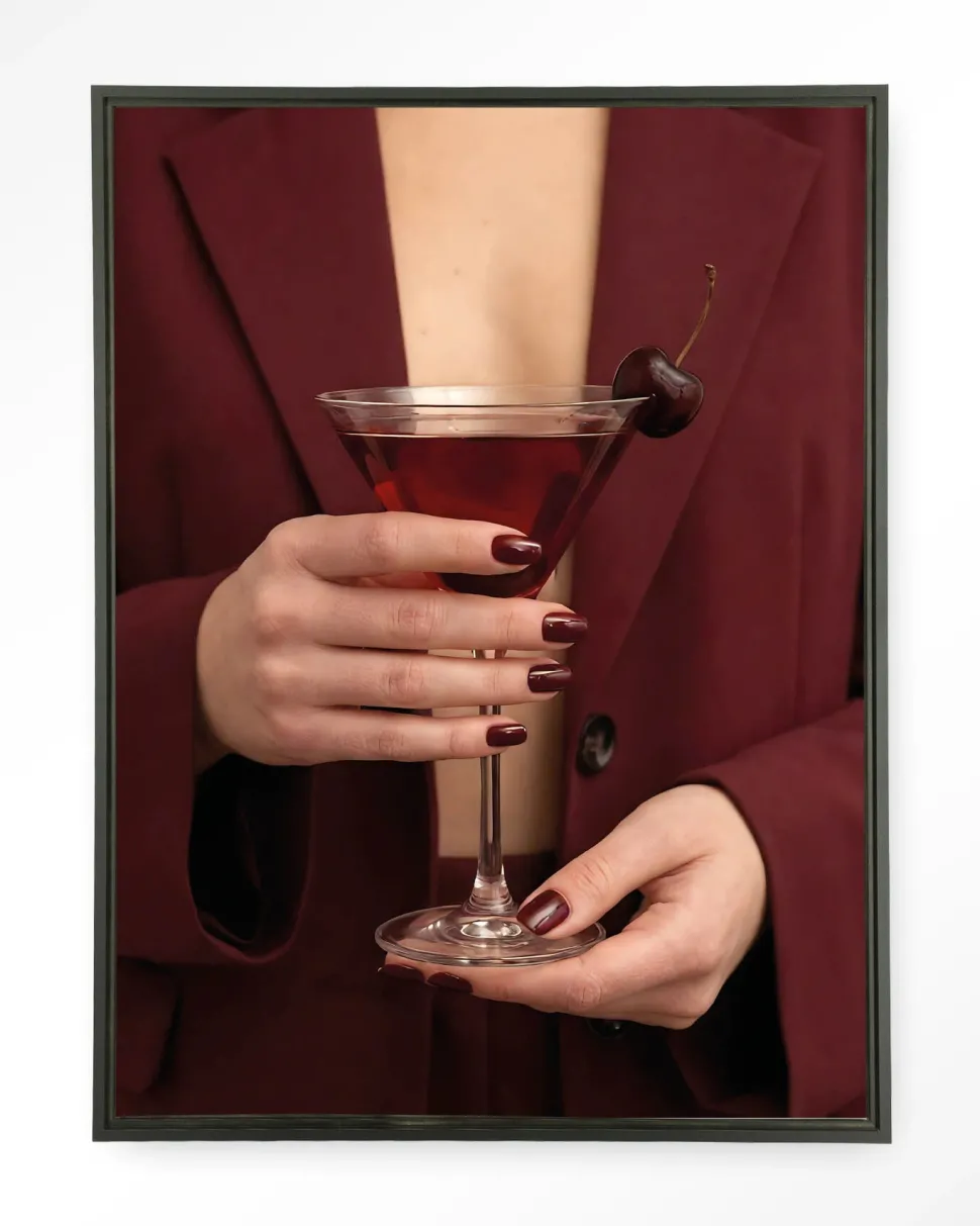 Wandkleed Cherry Martini in maat en frame naar keuze