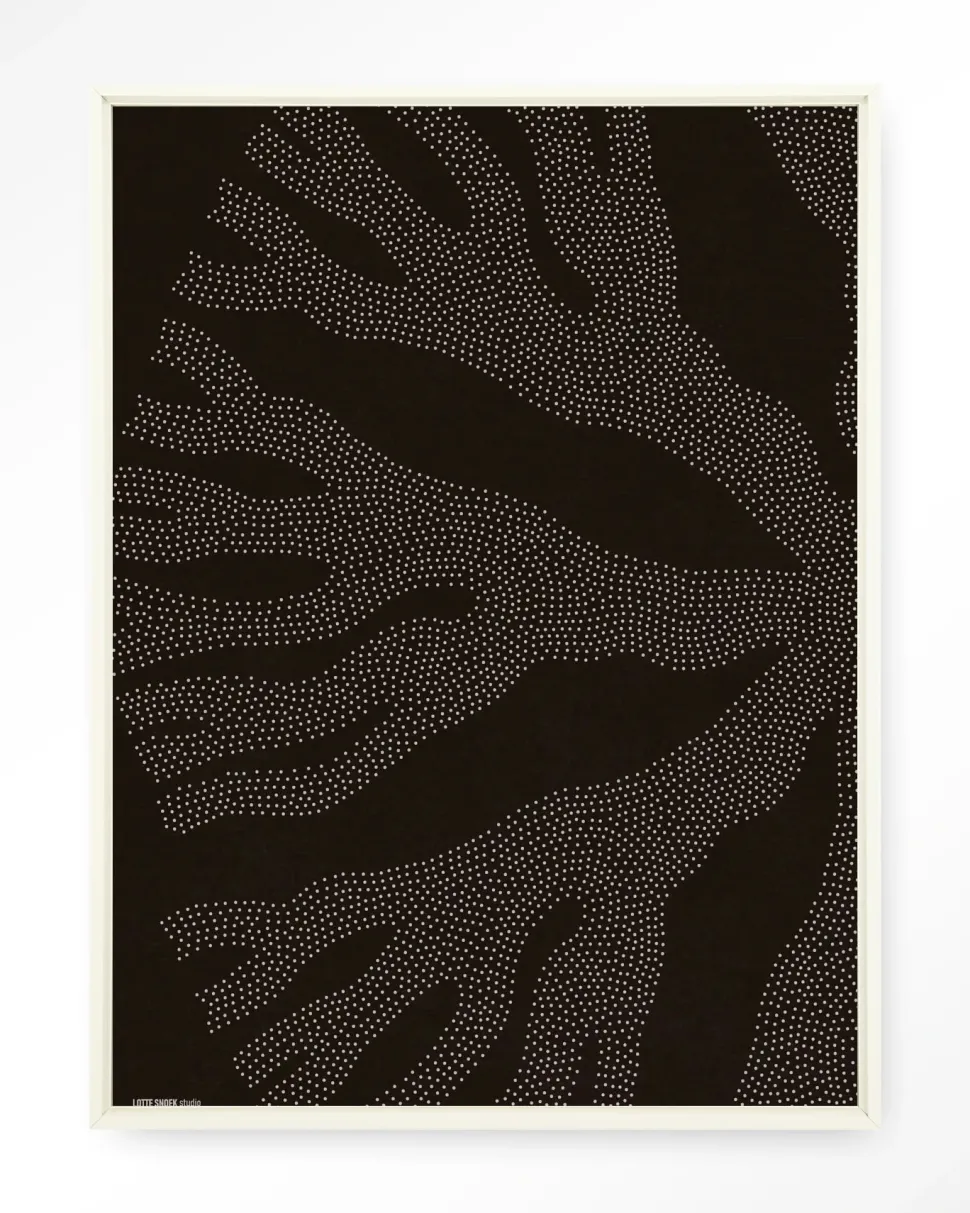 Wandkleed Circle Dark in maat en frame naar keuze