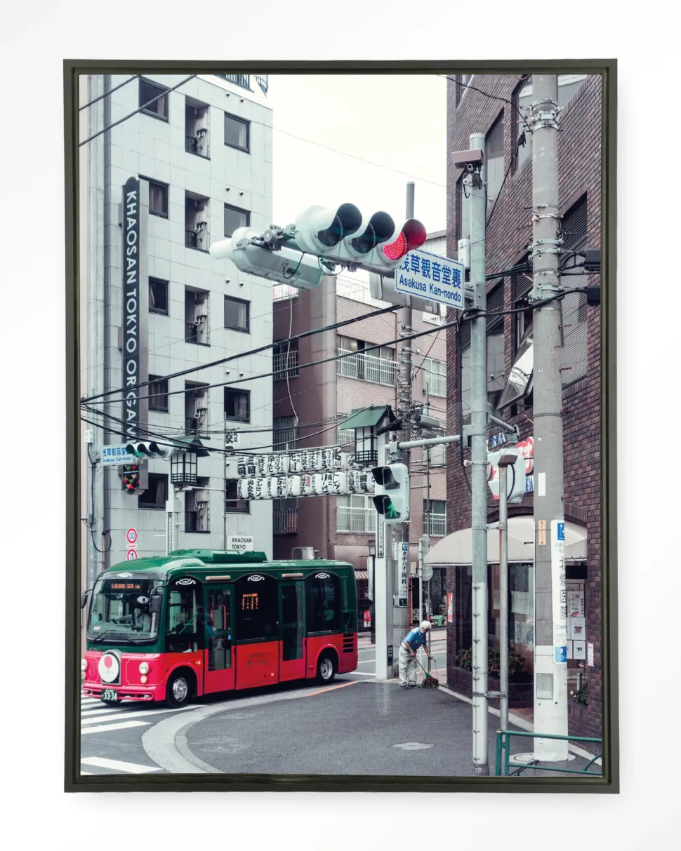 Wandkleed Complementary Bus in maat en frame naar keuze