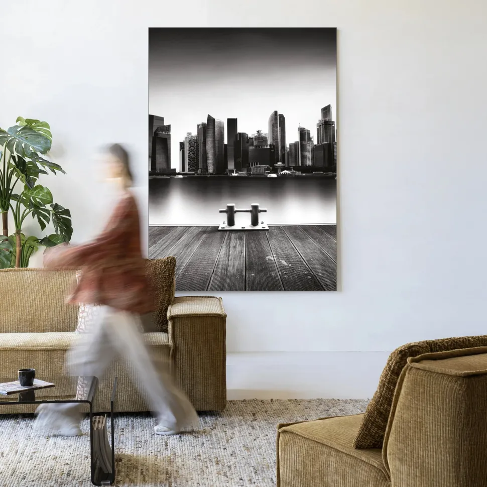 Wandkleed Momentarily Silent in maat en frame naar keuze