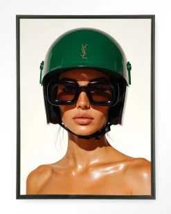 Wandkleed Saint Laurent Helmet in maat en frame naar keuze