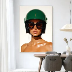 Wandkleed Saint Laurent Helmet in maat en frame naar keuze