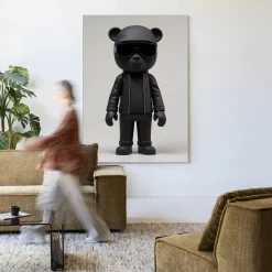 Wandkleed Security Bear in maat en frame naar keuze