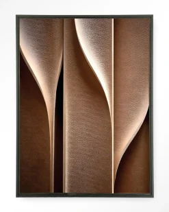 Wandkleed Whispering Curves in maat en frame naar keuze