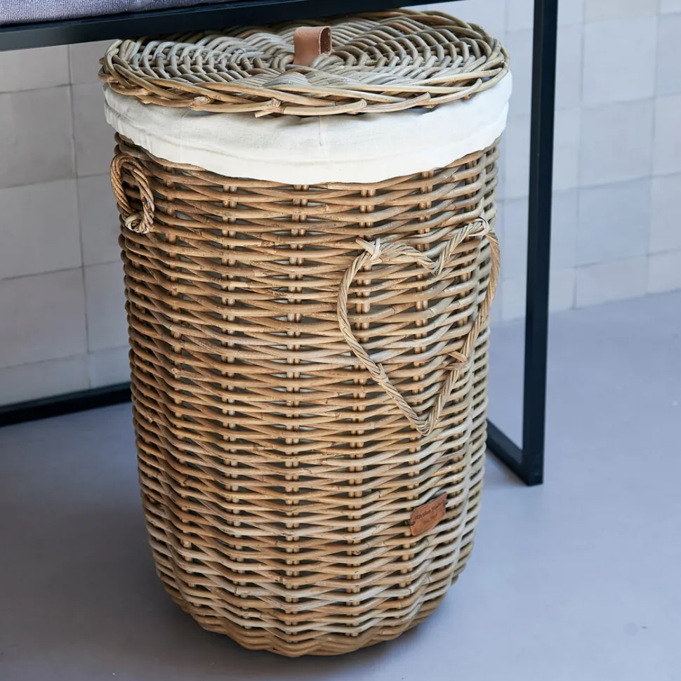 Wasmand Heart Rattan